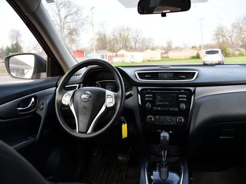 Used 2015 Nissan Rogue S AWD/4WD image 13