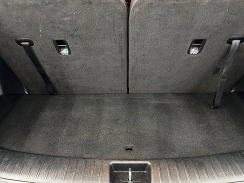 Used 2024 Kia Sorento S image 15