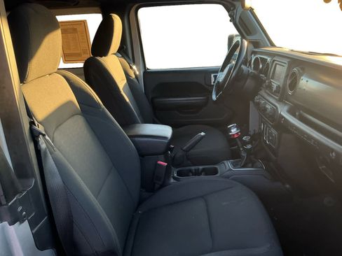 Used 2020 Jeep Wrangler Sport image 15
