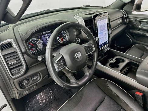 Used 2023 RAM 1500 Laramie AWD/4WD image 9