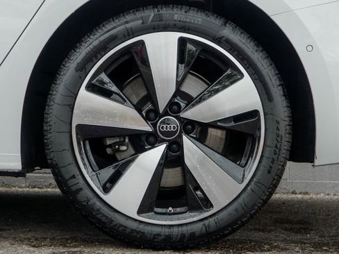 Used 2025 Audi A5 2.0T Premium w/ 19" Wheel Package AWD/4WD image 12
