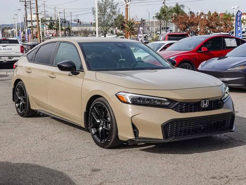 Used 2025 Honda Civic Sport image 3