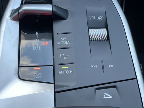 New 2026 BMW X2 xDrive28i w/ Convenience Package image 11