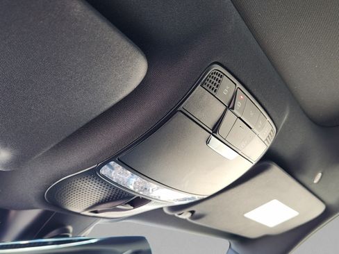 Used 2023 Mercedes-Benz E 350 Sedan image 7