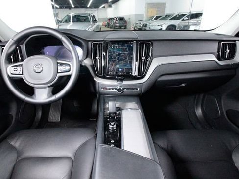 Certified 2025 Volvo XC60 B5 Plus w/ Climate Package AWD/4WD image 6