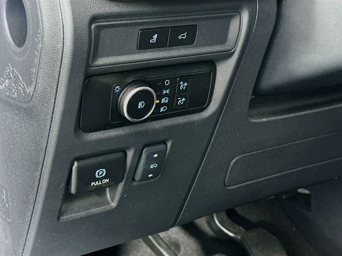 Used 2024 Ford Expedition Max Limited image 17