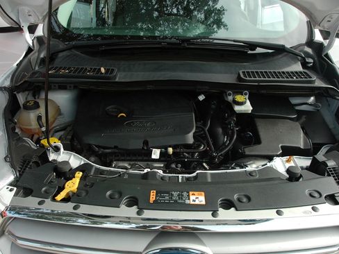 Used 2018 Ford Escape SE FWD image 56
