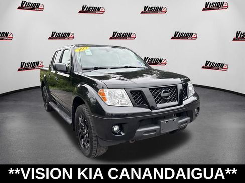 Used 2019 Nissan Frontier SV w/ Value Truck Package AWD/4WD image 3