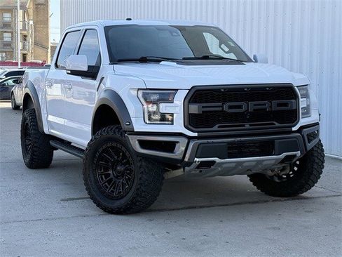 Used 2018 Ford F150 Raptor w/ Equipment Group 802A Luxury image 2