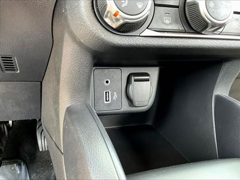 Used 2025 Nissan Versa S w/ S Plus Package FWD image 16