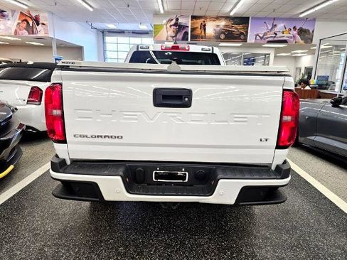 Used 2021 Chevrolet Colorado LT w/ Fleet Safety Package image 5