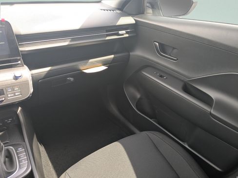 New 2026 Hyundai Kona SEL Sport FWD image 17