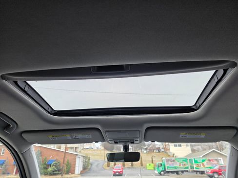 Used 2016 Acura MDX SH-AWD image 24