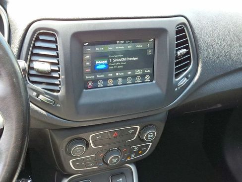 Used 2020 Jeep Compass Latitude w/ Popular Equipment Group FWD image 20