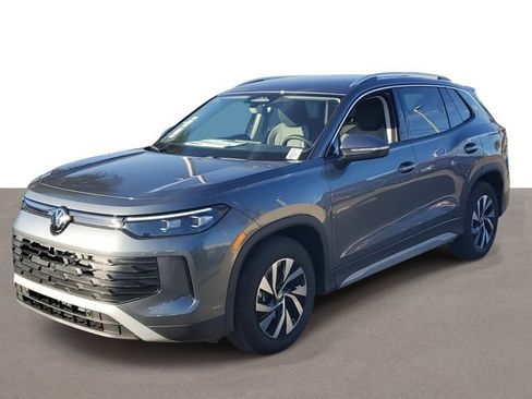 New 2026 Volkswagen Tiguan S image 2