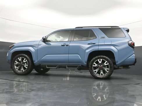 Used 2025 Toyota 4Runner TRD Sport Premium AWD/4WD image 37