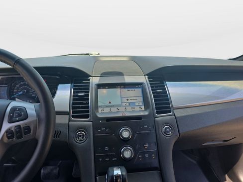 Used 2019 Ford Taurus SEL w/ Equipment Group 201A FWD image 25