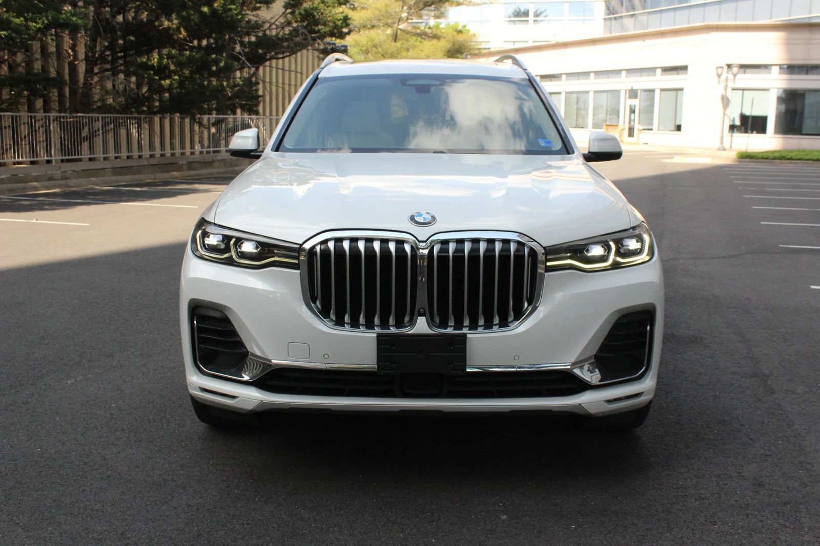 Used 2019 BMW X7 xDrive40i AWD/4WD image 3