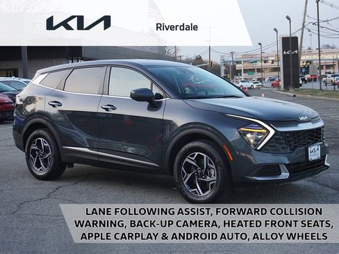 Used 2025 Kia Sportage LX image 1