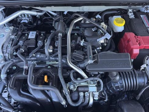 New 2025 Nissan Sentra SR image 11