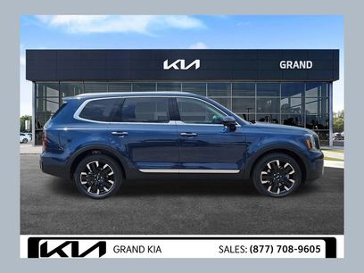 New 2025 Kia Telluride SX w/ SX Captain's Chair Package