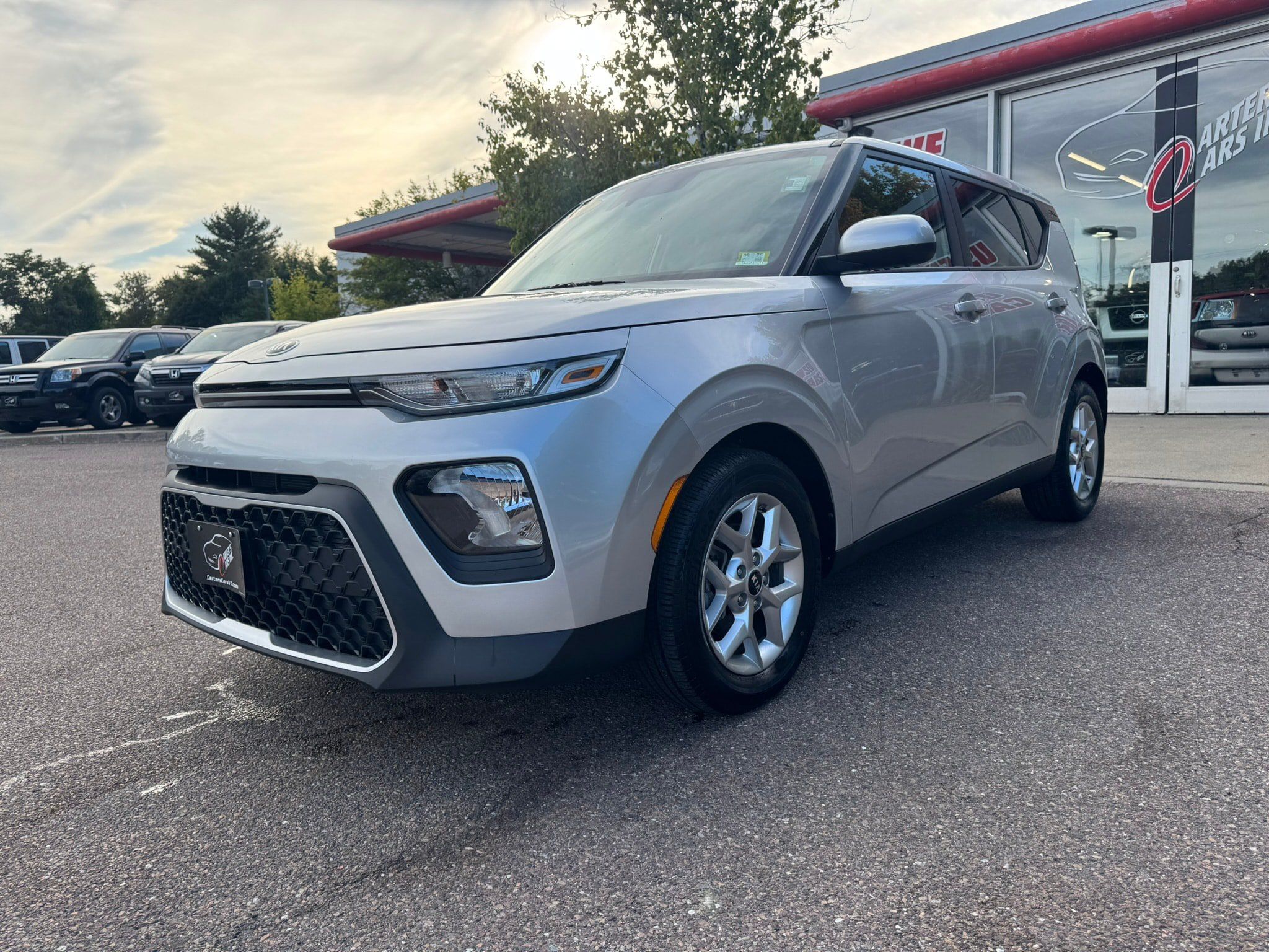 Used 2021 Kia Soul S FWD image 1