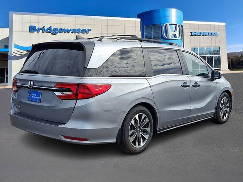 Used 2024 Honda Odyssey EX-L image 6
