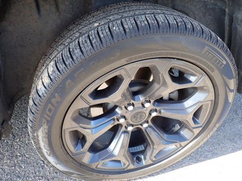 Used 2023 RAM 1500 Limited AWD/4WD image 9