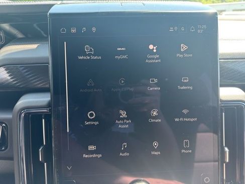 New 2026 GMC Yukon AT4 AWD/4WD image 9