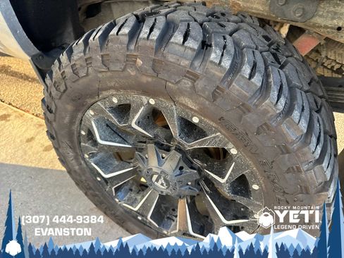 Used 2018 Chevrolet Silverado 2500 LTZ image 18