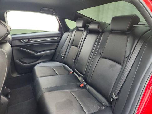 Used 2019 Honda Accord Sport image 25