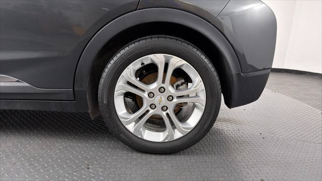 Used 2020 Chevrolet Bolt LT FWD image 38