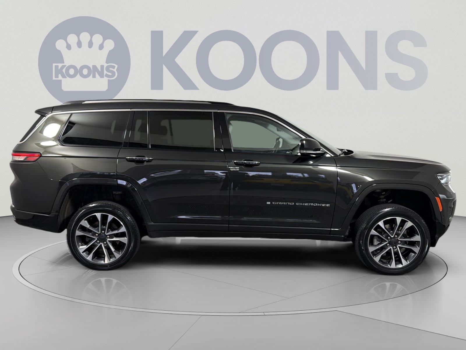 Used 2022 Jeep Grand Cherokee L Overland w/ Luxury Tech Group IV AWD/4WD image 8
