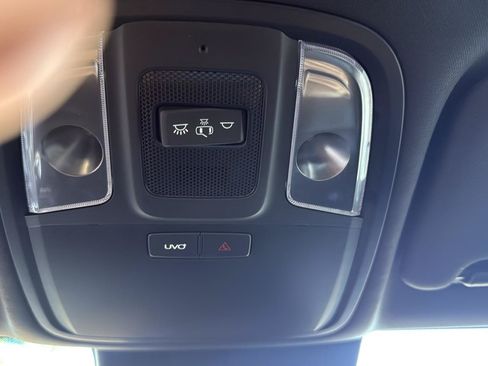 Used 2022 Kia Stinger GT-Line RWD image 25