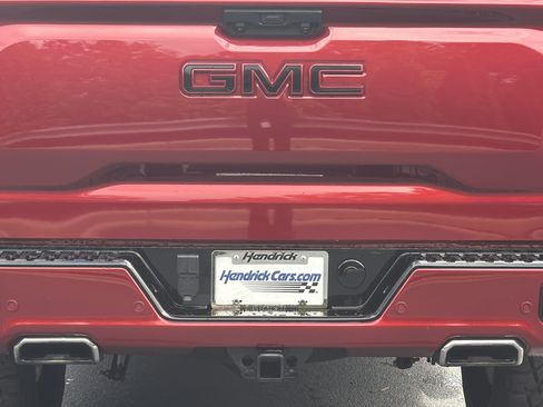 Used 2024 GMC Sierra 1500 Elevation w/ Elevation Premium Package AWD/4WD image 23