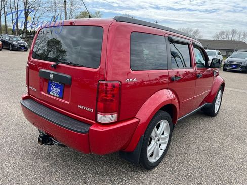 Used 2011 Dodge Nitro Heat w/ Popular Equipment Group AWD/4WD image 6