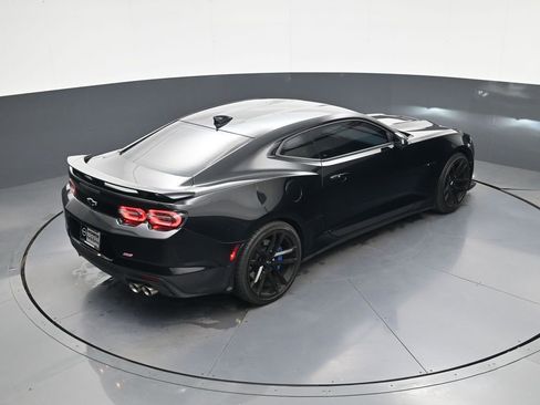 Used 2019 Chevrolet Camaro SS image 33
