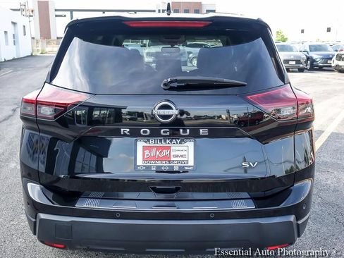 Used 2024 Nissan Rogue SV FWD image 7