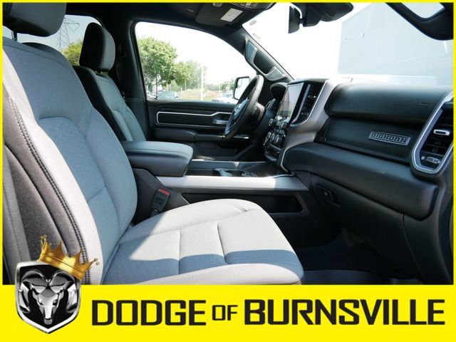 Used 2025 RAM 1500 Big Horn AWD/4WD image 15