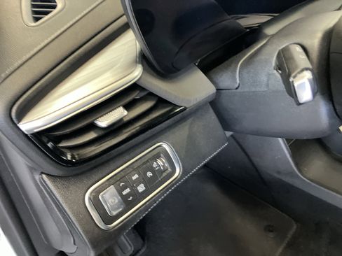 Used 2025 Buick Enclave Preferred image 19