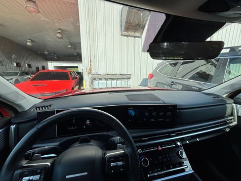 Used 2025 Hyundai Sonata SEL FWD image 32