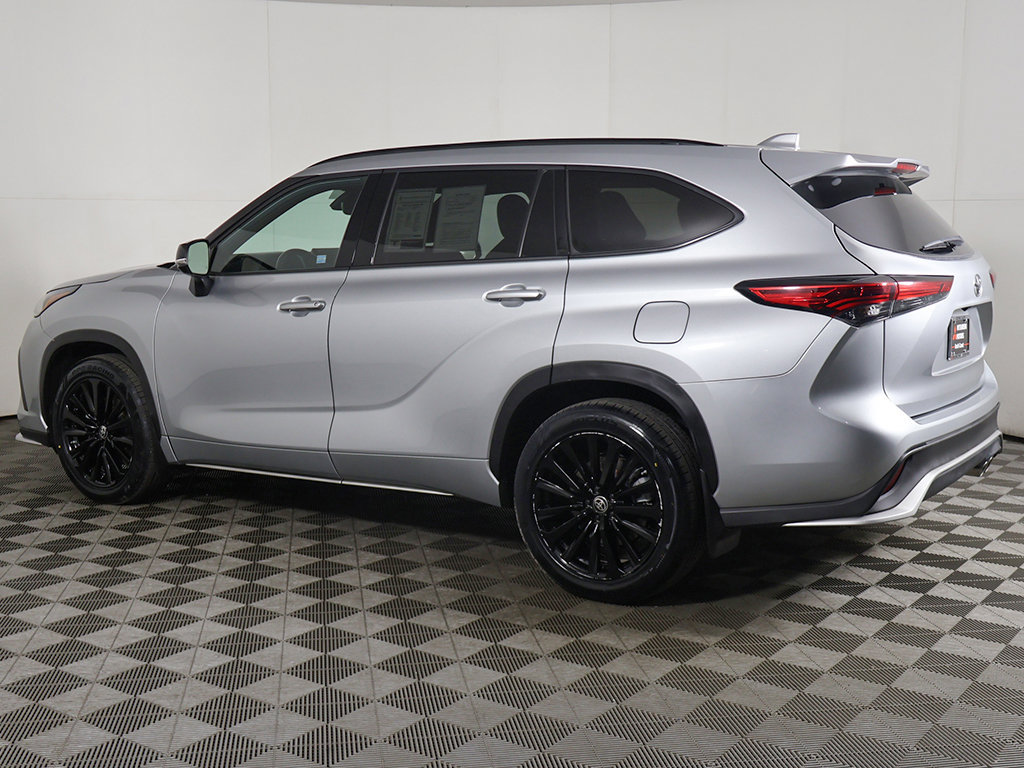 Used 2023 Toyota Highlander XSE AWD/4WD image 14