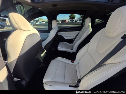 Used 2022 Tesla Model X Plaid image 26