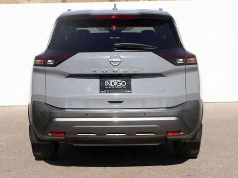 Used 2023 Nissan Rogue SL FWD image 9