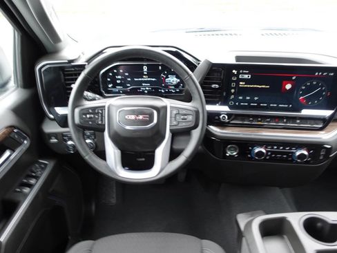 Used 2023 GMC Sierra 1500 Elevation image 36