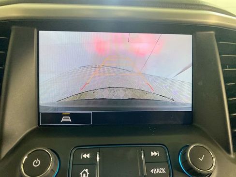 Used 2023 GMC Acadia SLT w/ Preferred Package image 39