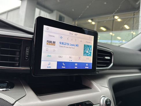 Certified 2024 Ford Explorer XLT w/ Equipment Group 202A image 23