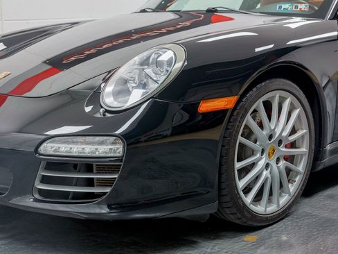 Used 2009 Porsche 911 Carrera 4S image 18