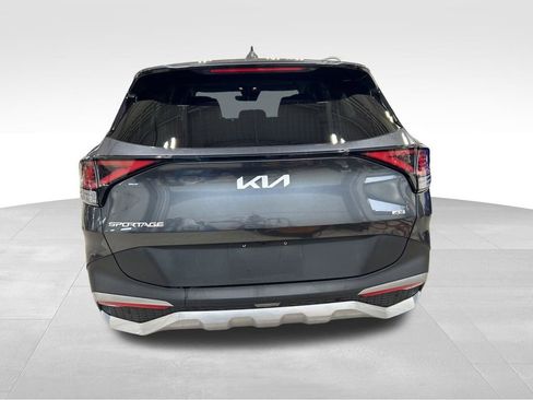 Certified 2023 Kia Sportage EX image 8