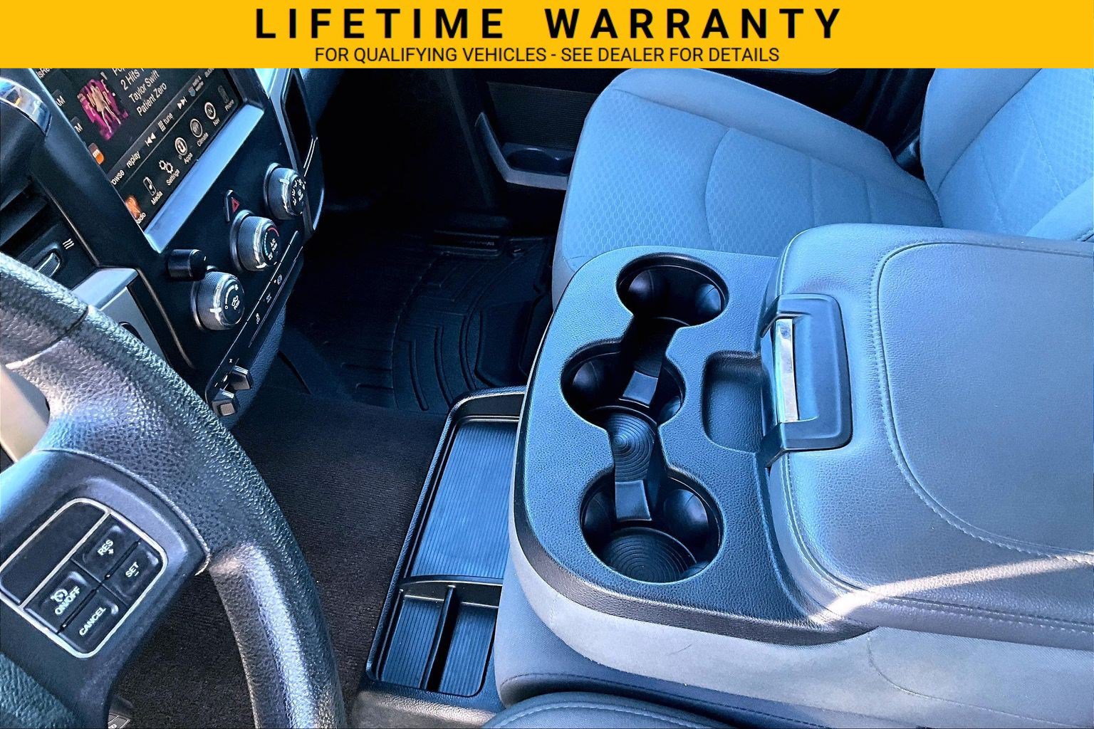 Used 2015 RAM 2500 SLT AWD/4WD image 15